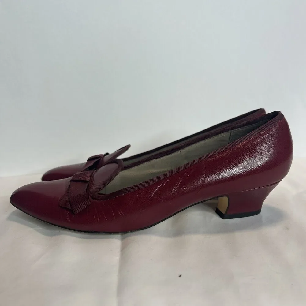 Vintage Wine I Inch Heeled Flat w/Pointed Toe Bows Size 7 Old Money Leather